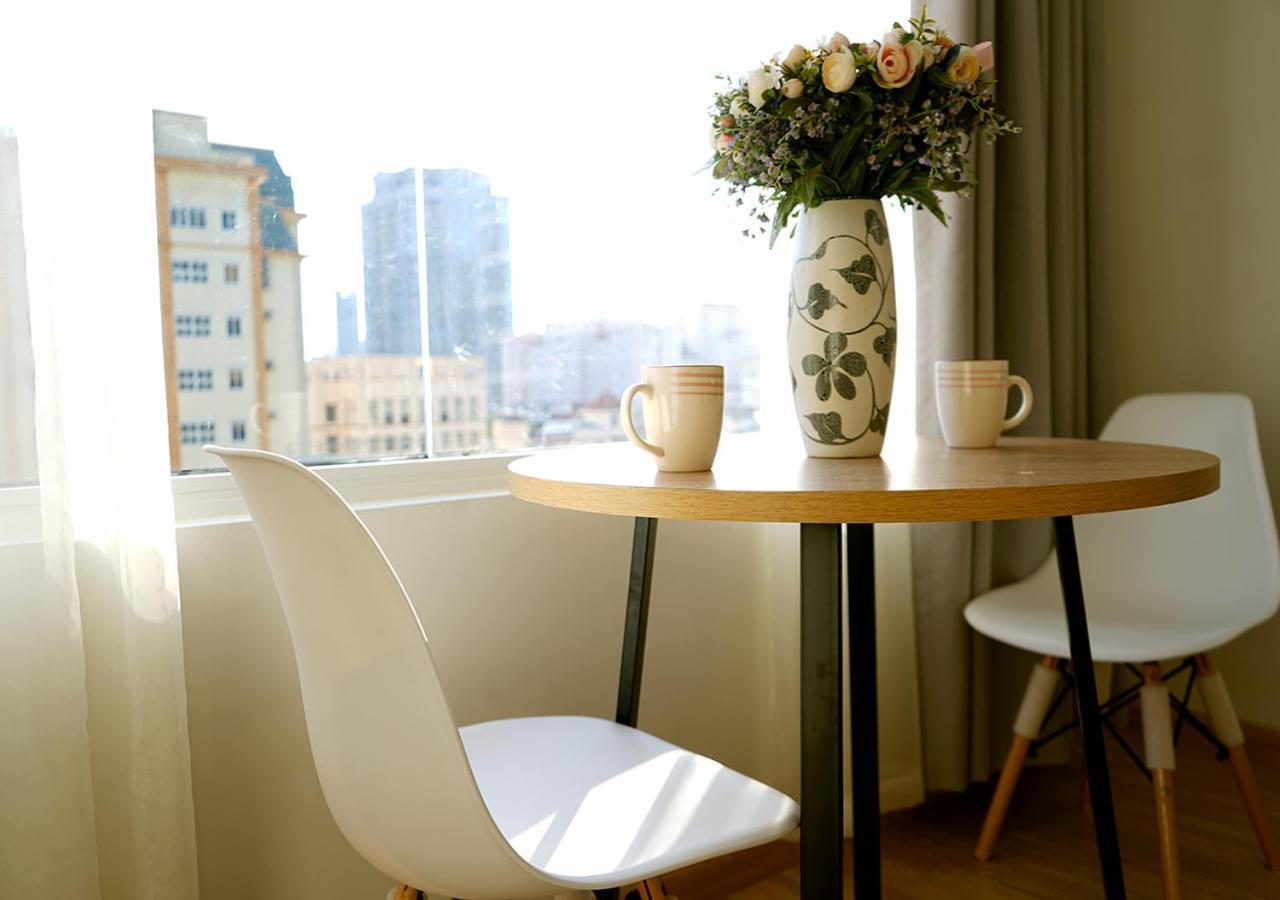 Lyn House - Service Apartment Hoang Quoc Vietハノイ市 エクステリア 写真