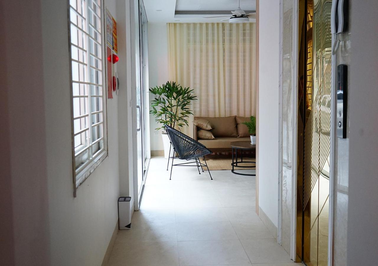 Lyn House - Service Apartment Hoang Quoc Vietハノイ市 エクステリア 写真