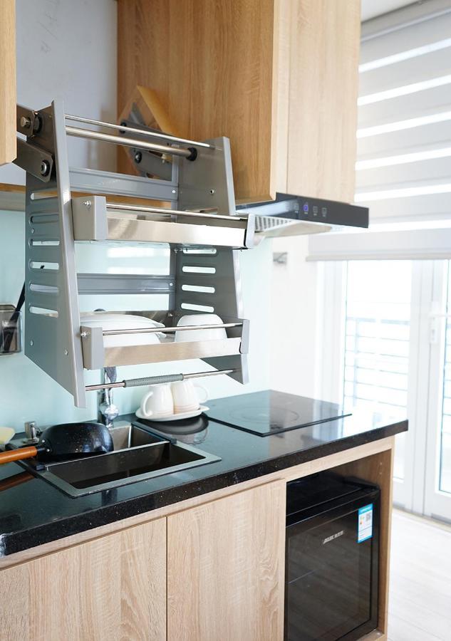 Lyn House - Service Apartment Hoang Quoc Vietハノイ市 エクステリア 写真