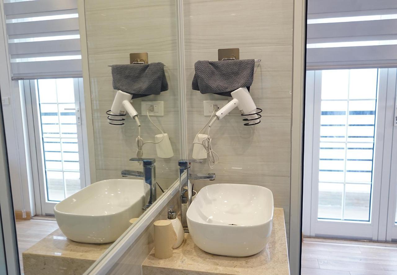 Lyn House - Service Apartment Hoang Quoc Vietハノイ市 エクステリア 写真