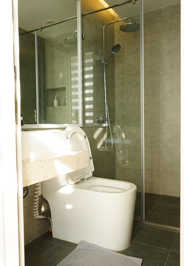 Lyn House - Service Apartment Hoang Quoc Vietハノイ市 エクステリア 写真